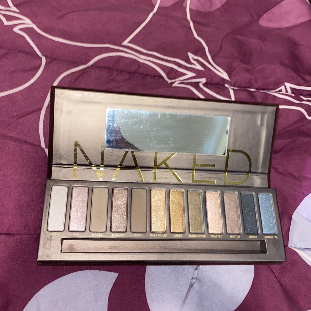 NAKED Eyeshadow Palette